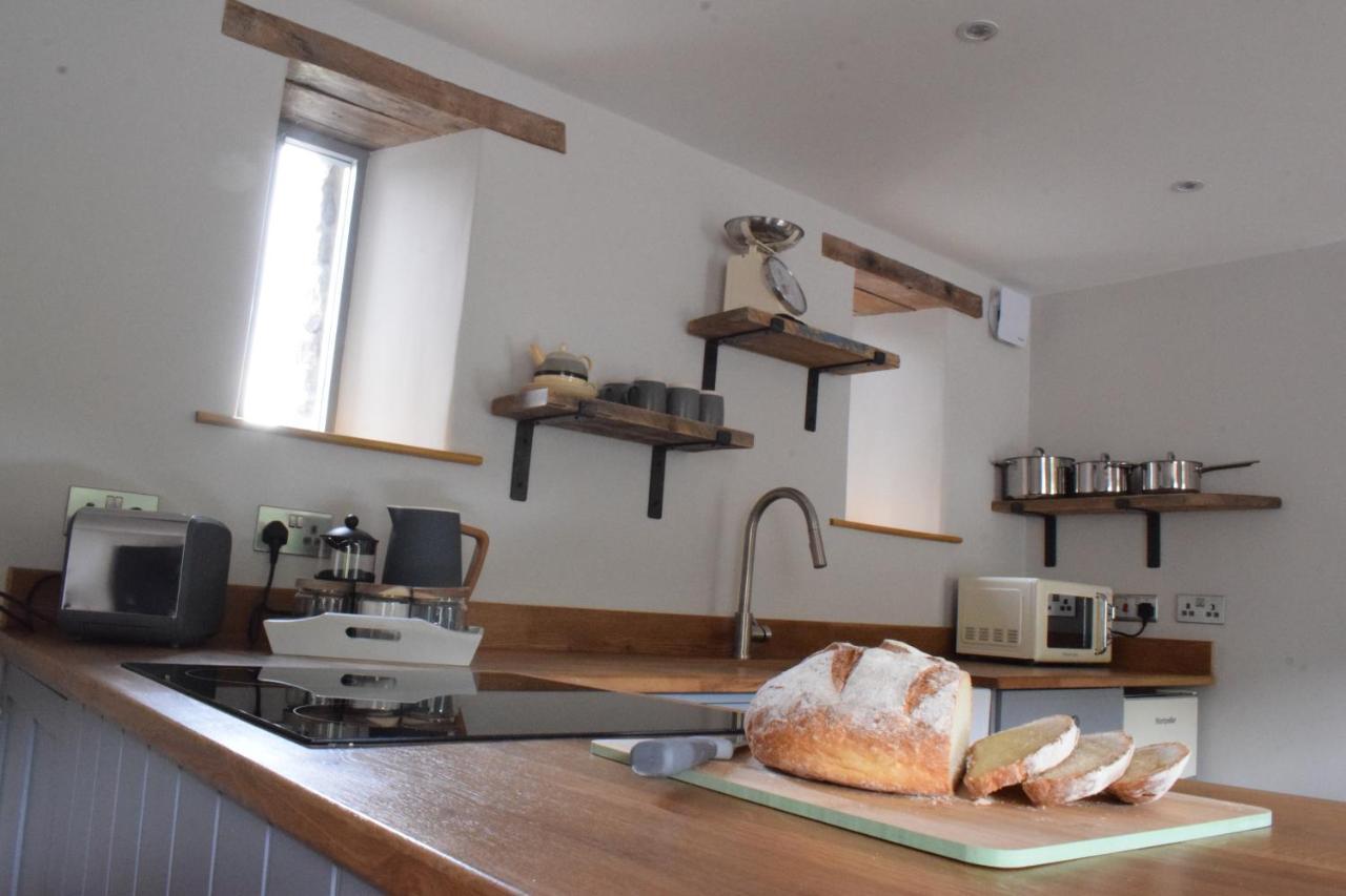 Cowshed In The Black Mountains Abergavenny Exterior photo
